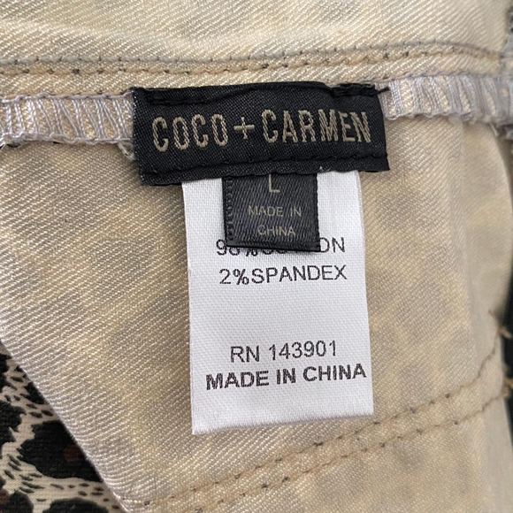 Coco+ carmen skirt size L, color print black and cream. - Picture 2 of 5